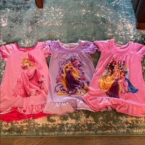 Girls Disney pajama dress size XS 4